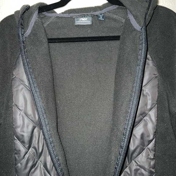 New Balance Womens Jacket Hooded Full Zip Fleece Polyester Nylon Gray Sz Medium - Picture 5 of 6